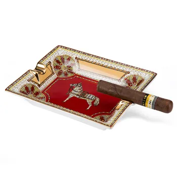 Dvojité Kosti Čína Popolník War Horse Európsky Štýl Cigaru Popolník Fajčenie Príslušenstvo Tabaku Príslušenstvo